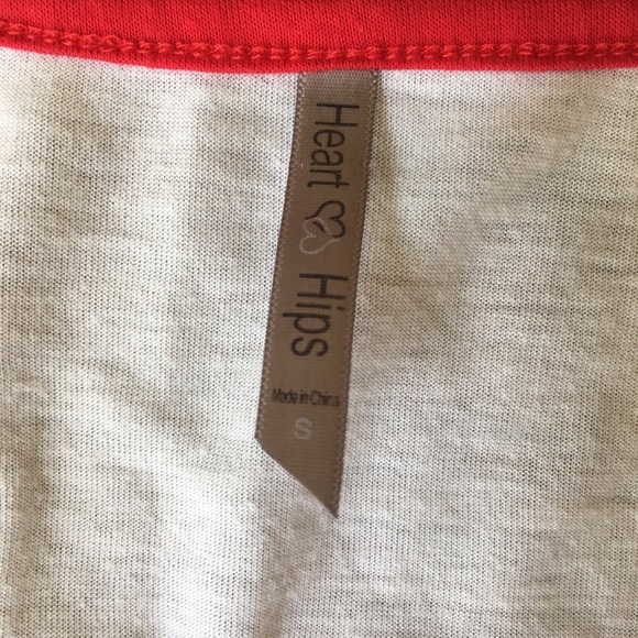 Baseball T-Shirt 🎉FREE WITH BUNDLE PURCHASE 🎉 - Picture 2 of 3